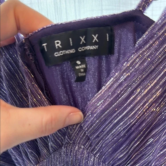 Elegant Purple Tiered Dress - Picture 3 of 5